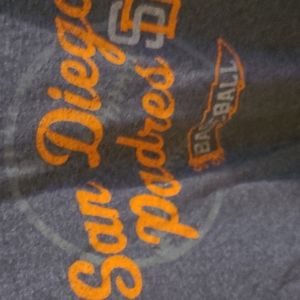 Genuine merchandise xl mens San Diego Padres baseball shirt